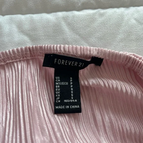 forever 21 pink cropped top - Picture 2 of 3